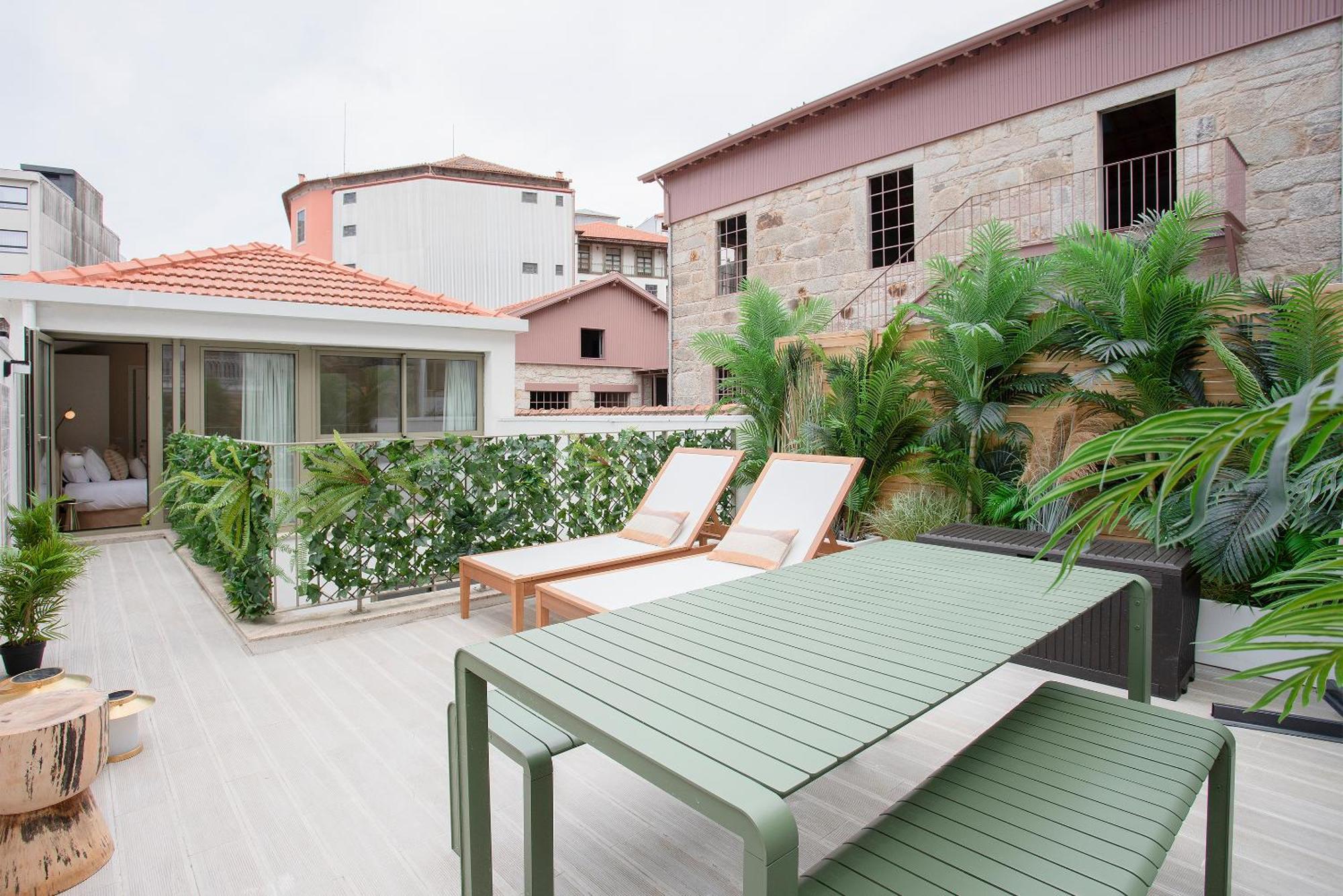 Liiiving In Porto - Soho Urban Retreat Apartment ภายนอก รูปภาพ