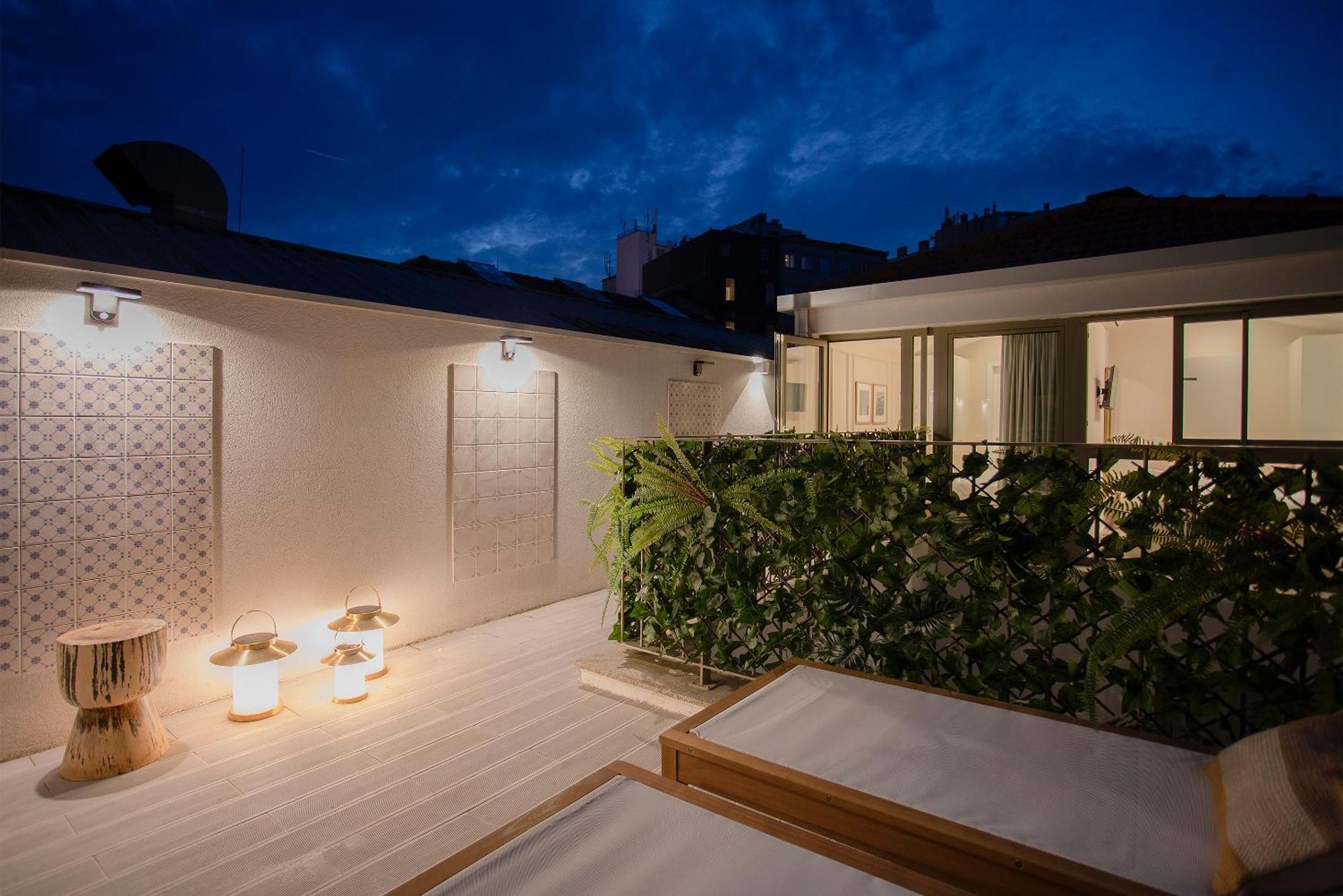 Liiiving In Porto - Soho Urban Retreat Apartment ภายนอก รูปภาพ