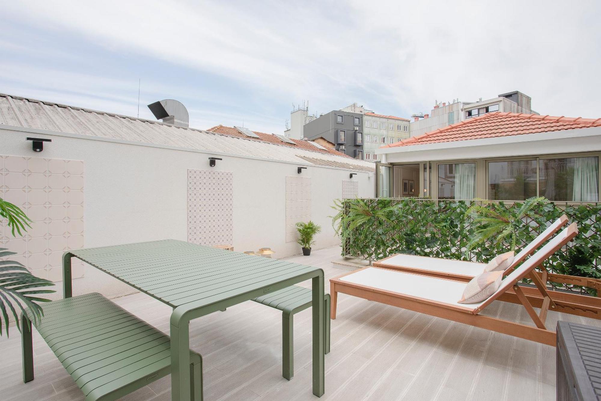 Liiiving In Porto - Soho Urban Retreat Apartment ภายนอก รูปภาพ