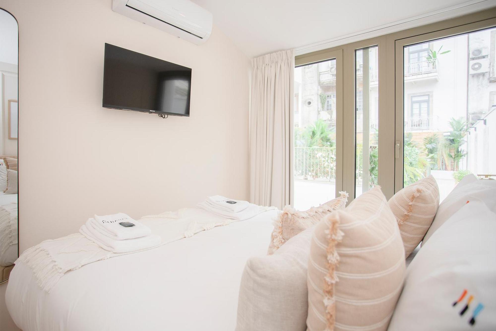 Liiiving In Porto - Soho Urban Retreat Apartment ภายนอก รูปภาพ