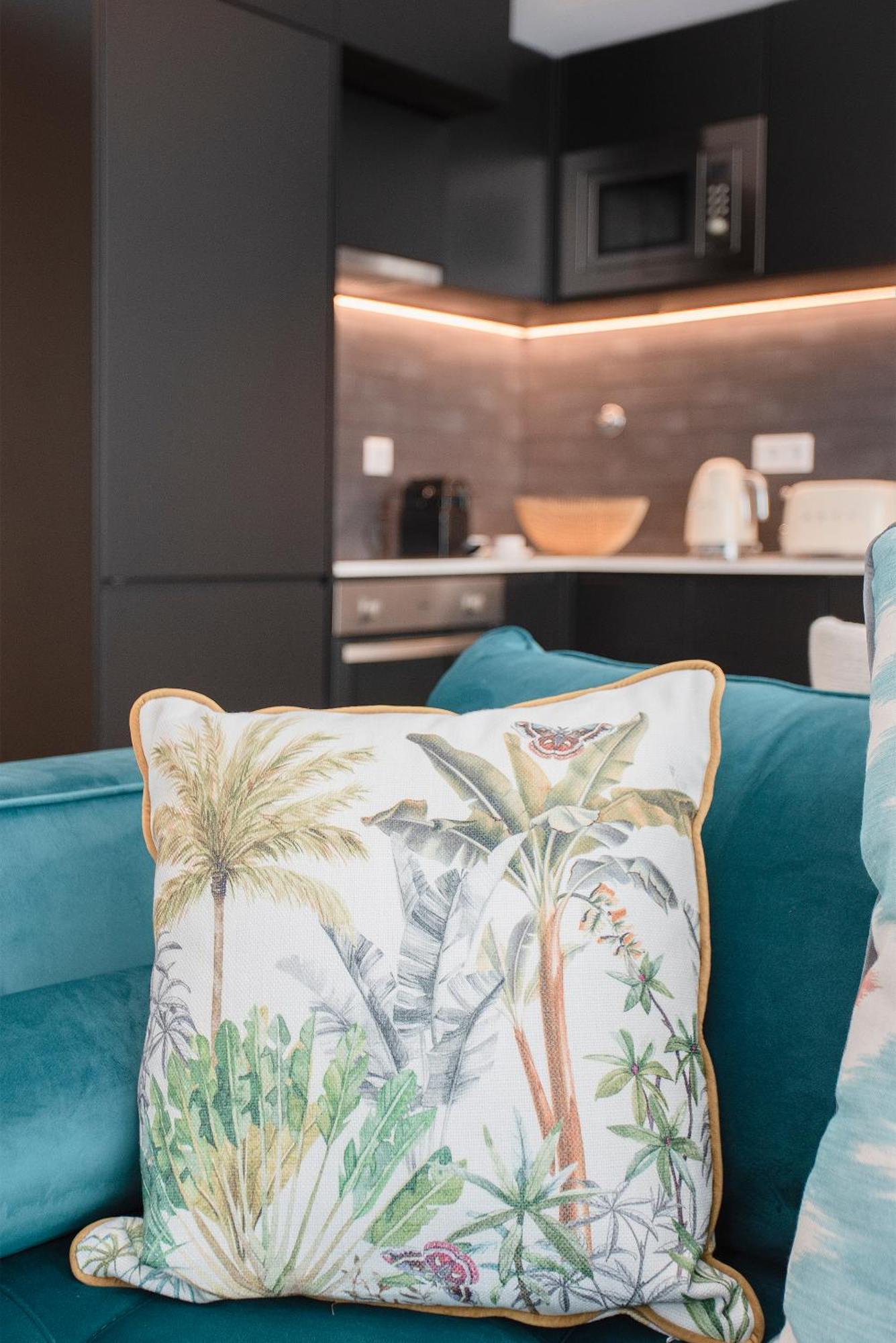 Liiiving In Porto - Soho Urban Retreat Apartment ภายนอก รูปภาพ